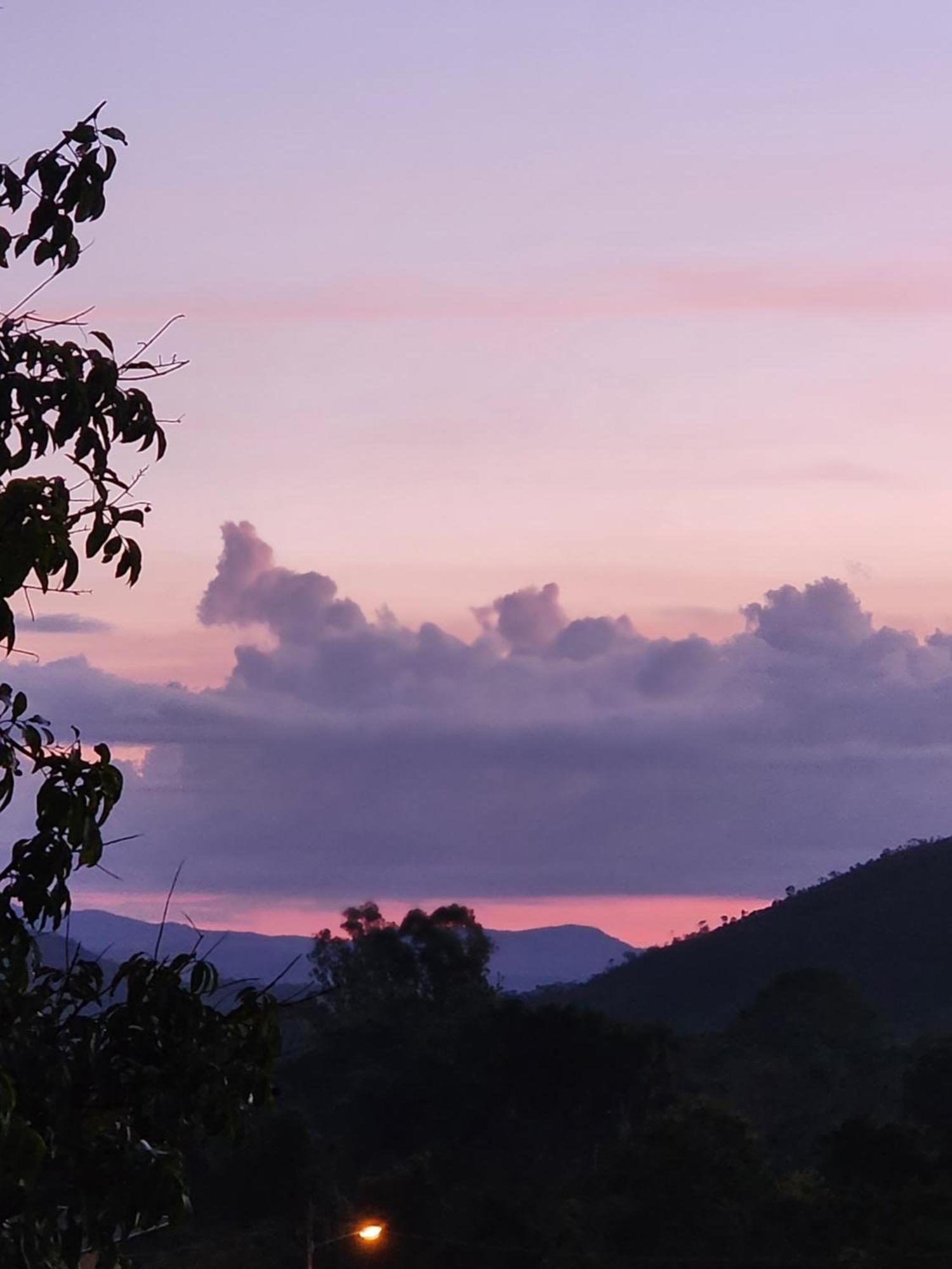 Refugio No Meio Da Natureza - Chale Brisa Da Mata Alto Paraíso de Goiás المظهر الخارجي الصورة